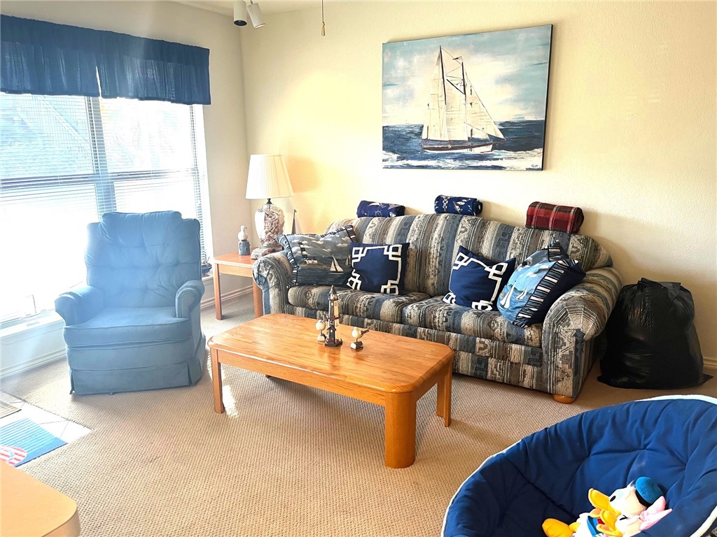 15209 Leeward Dr B1 Property Photo 4