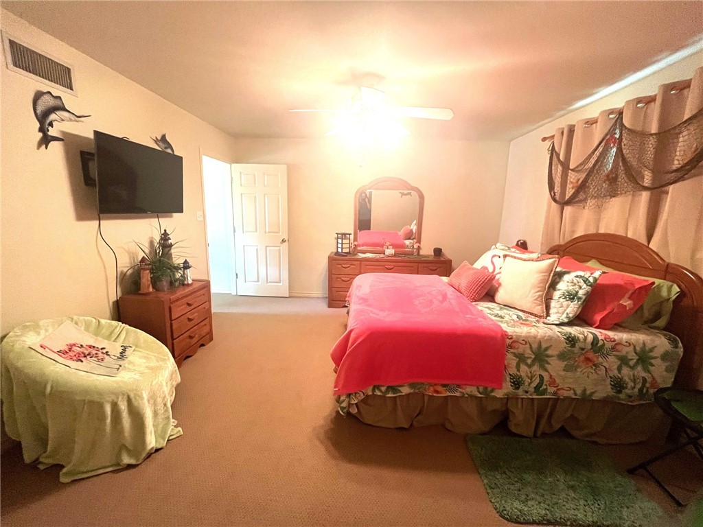 15209 Leeward Dr B1 Property Photo 12