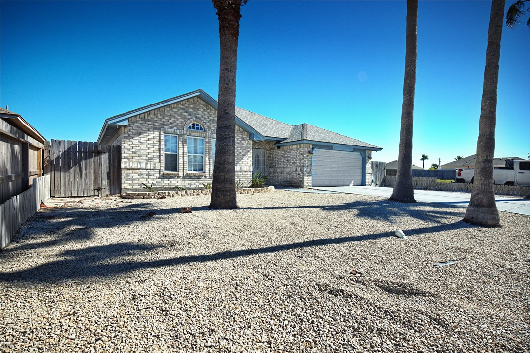 14242 Allamanda Dr Property Photo 1