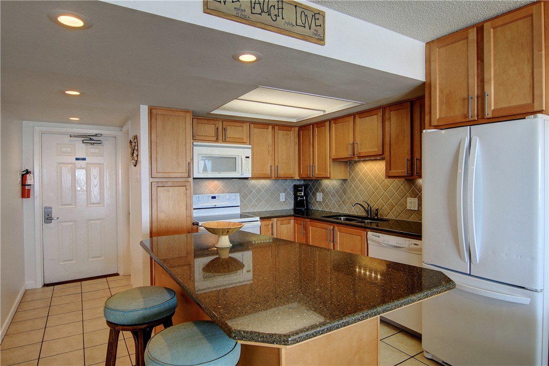 14810 Windward Dr 509 Property Photo 8