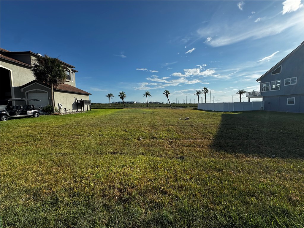 149 Mariners Dr Property Photo 1