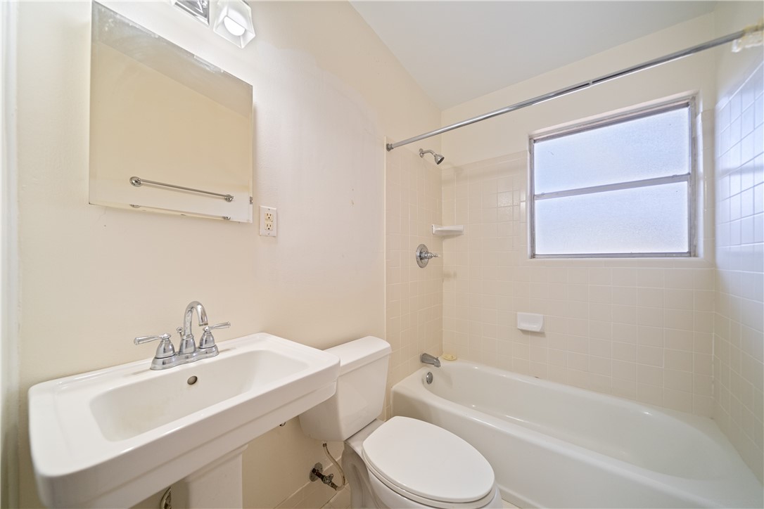 734 Santa Elena Dr Property Photo 23