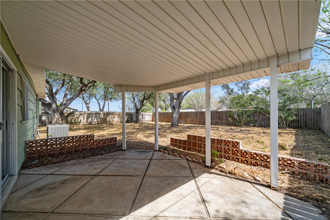734 Santa Elena Dr Property Photo 24
