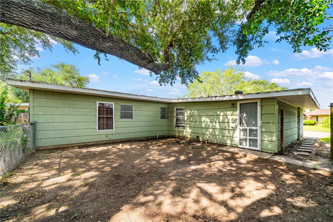 734 Santa Elena Dr Property Photo 26