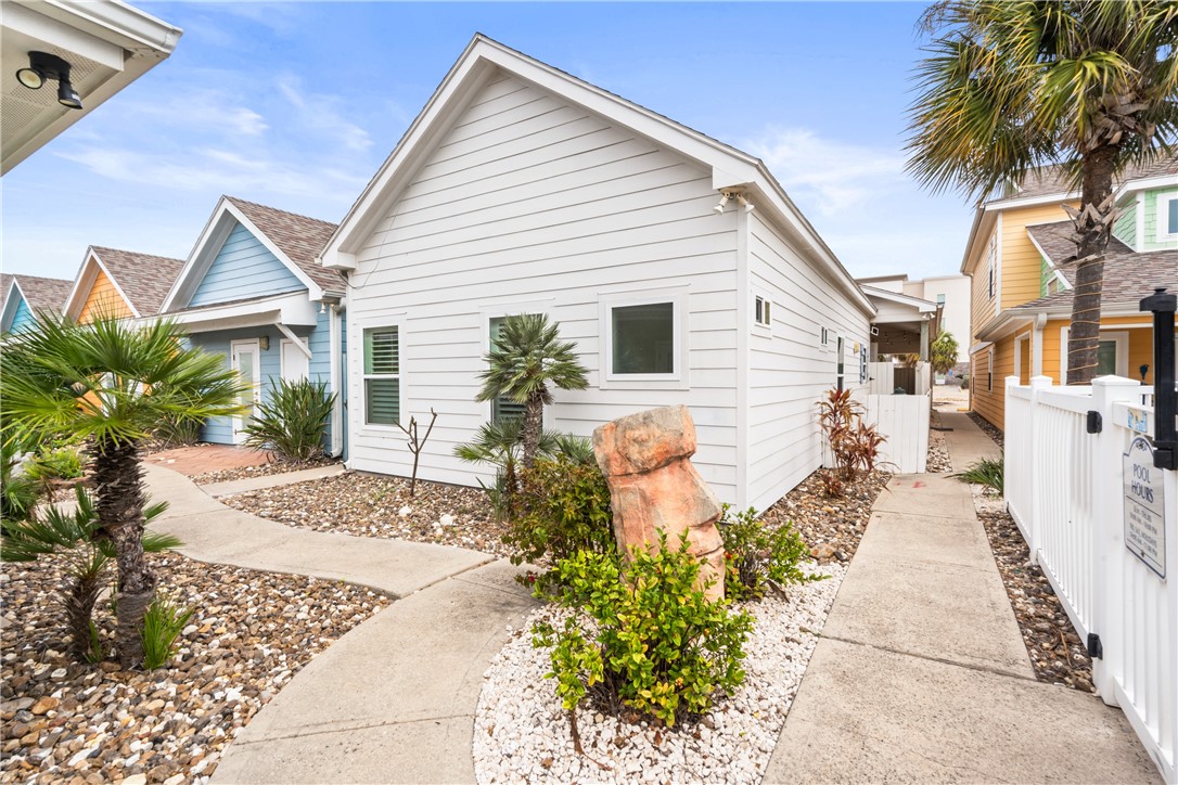 2212 State Highway 361 108 Property Photo 1