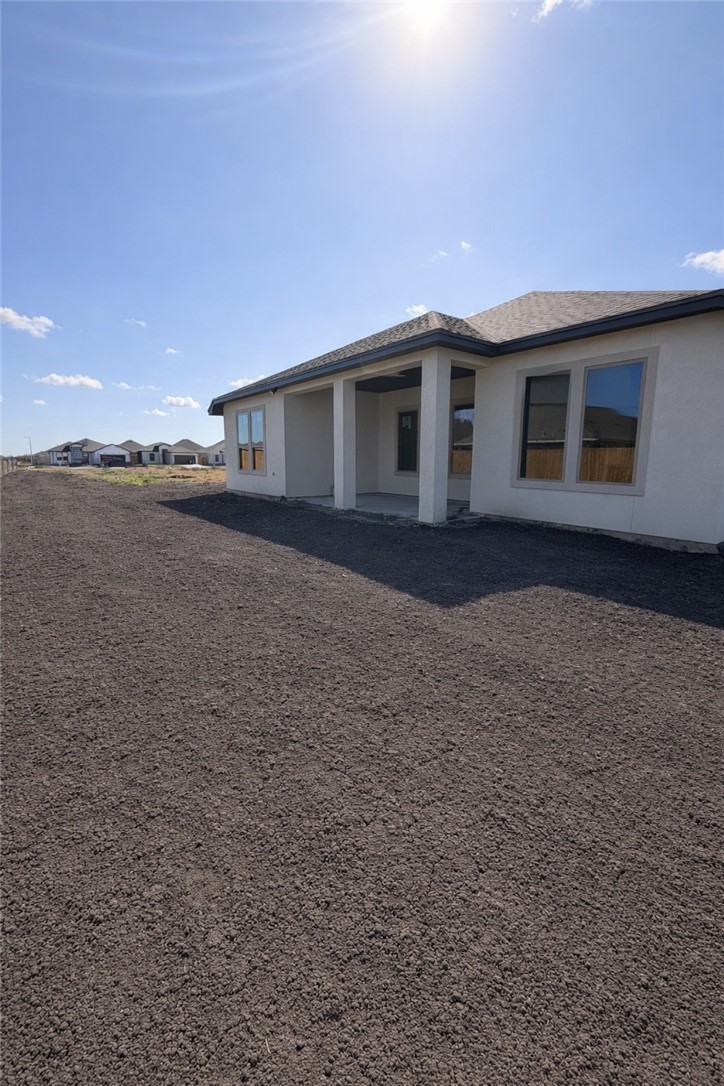 1414 Chloe Cay St Property Photo 2