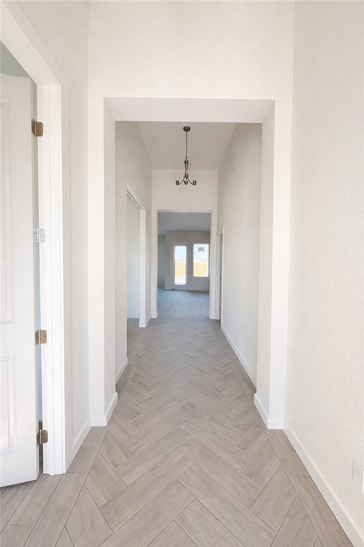 1414 Chloe Cay St Property Photo 3