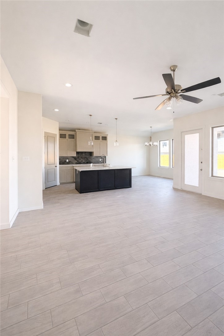 1414 Chloe Cay St Property Photo 5