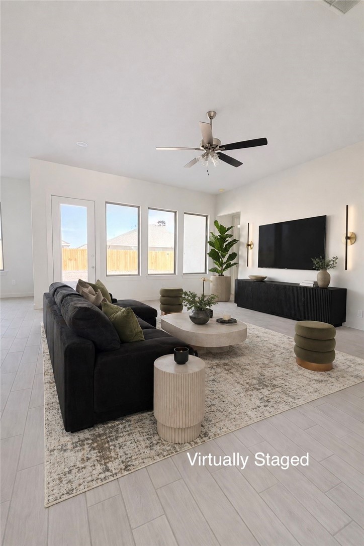1414 Chloe Cay St Property Photo 19