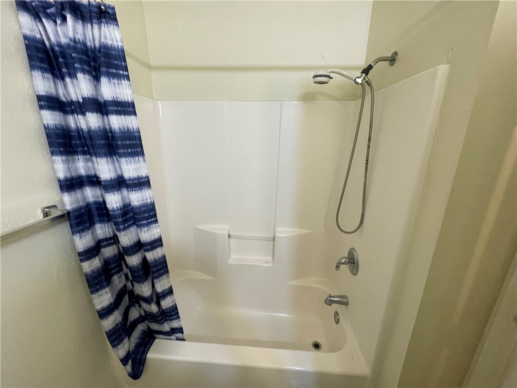 2109 Breezeway Property Photo 8