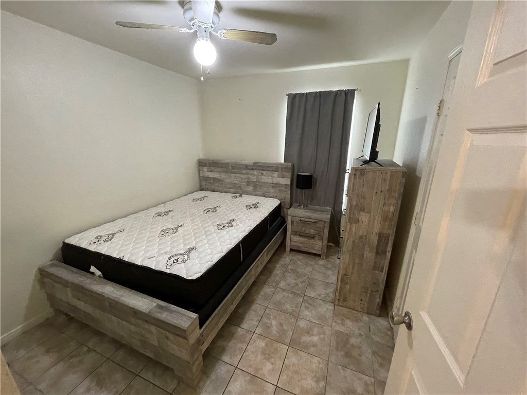 2109 Breezeway Property Photo 9