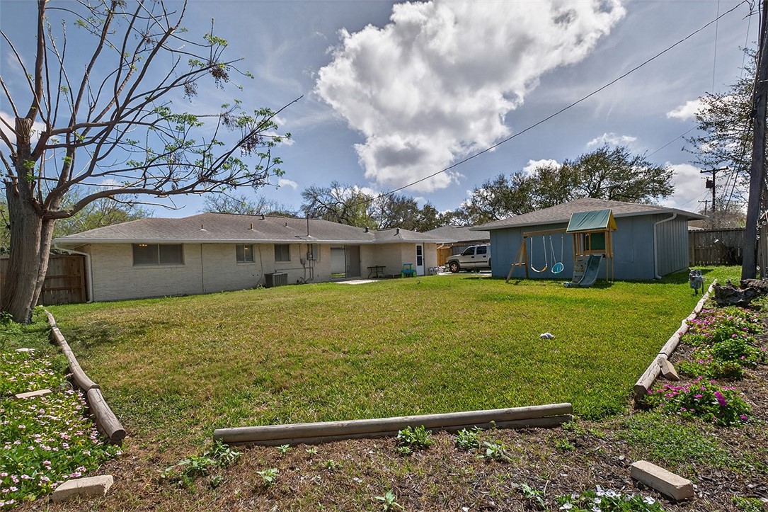 418 Sheridan Dr Property Photo 23