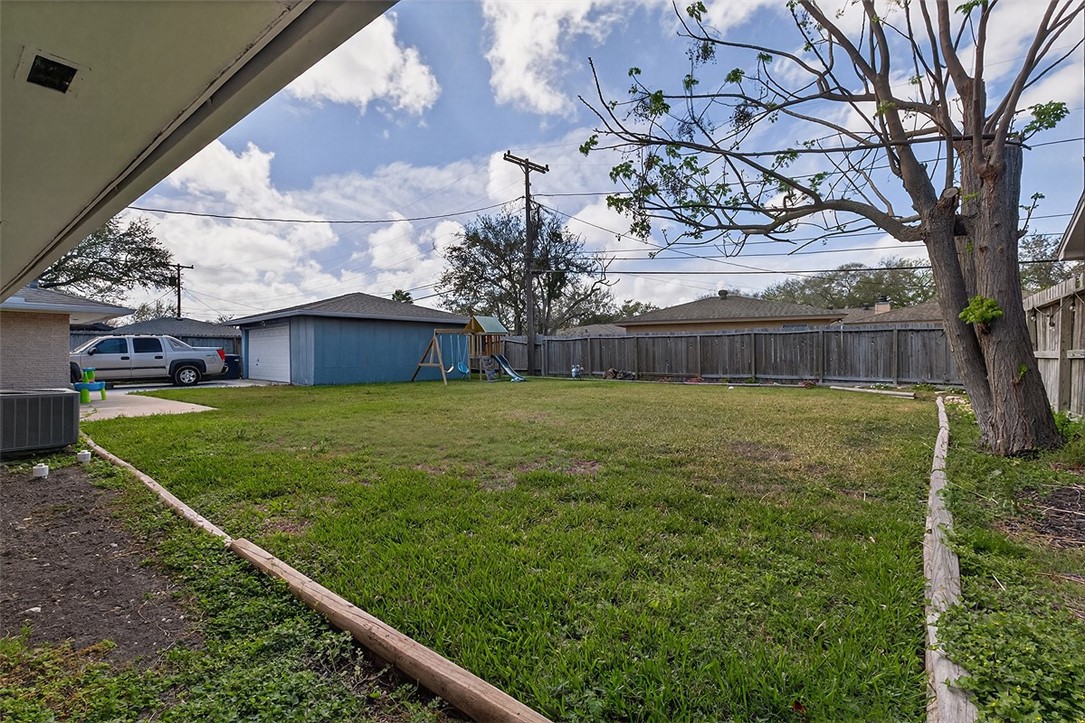 418 Sheridan Dr Property Photo 25