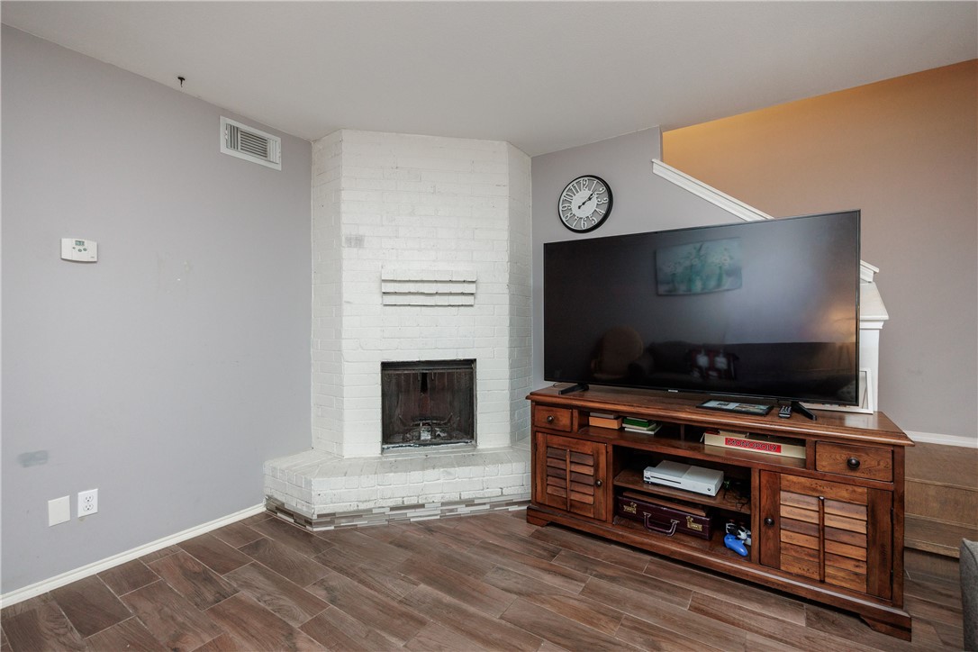 6702 Everhart T106 Property Photo 7