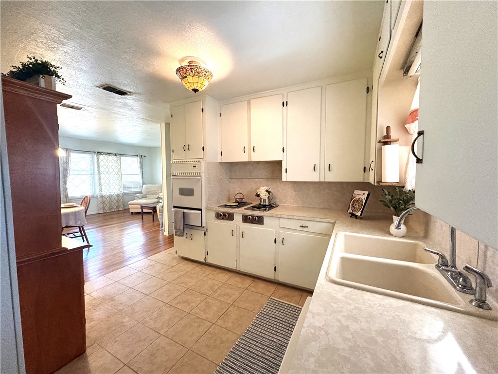 1213 Belmeade Dr Property Photo 8