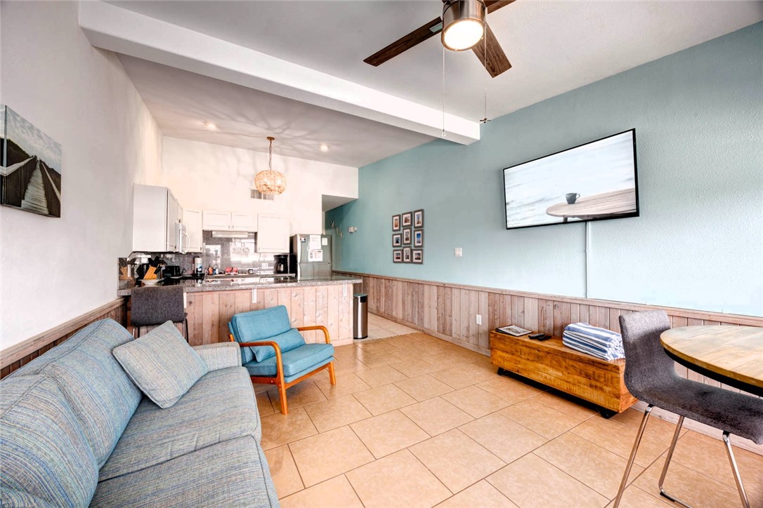 810 Banyan Beach Dr 123 Property Photo 10