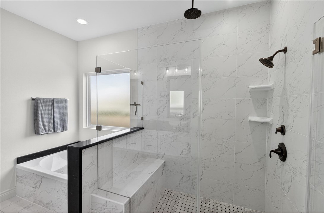 15725 Gypsy St Property Photo 27