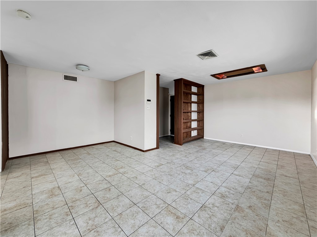 3450 S Alameda St Property Photo 5