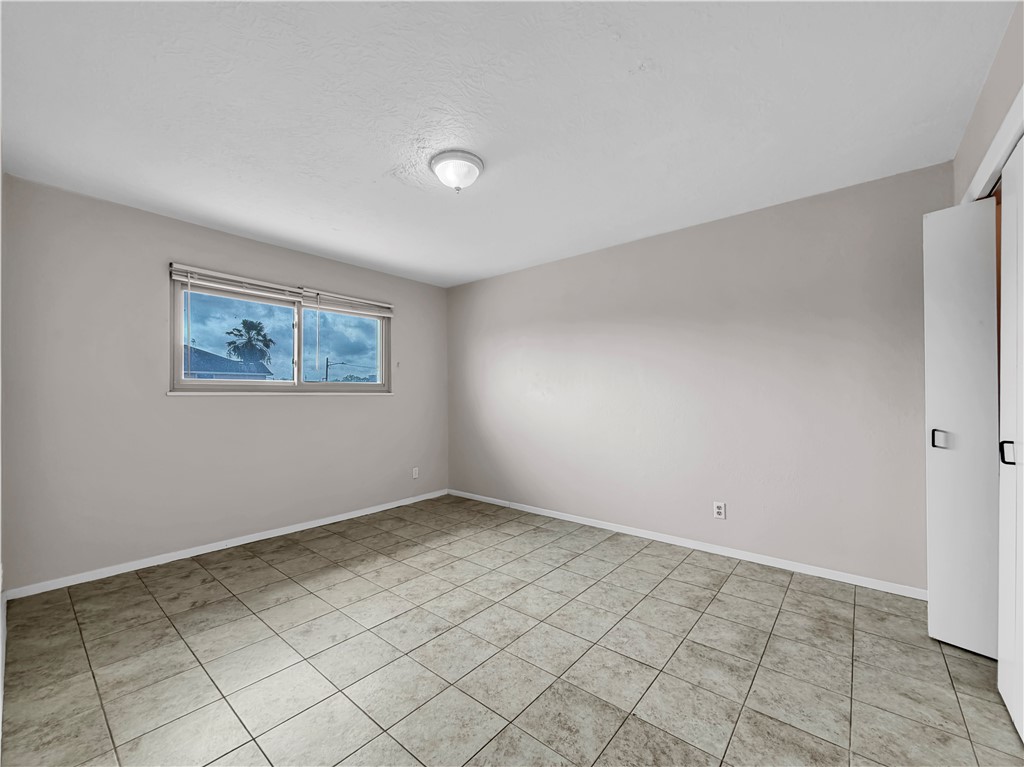 3450 S Alameda St Property Photo 10