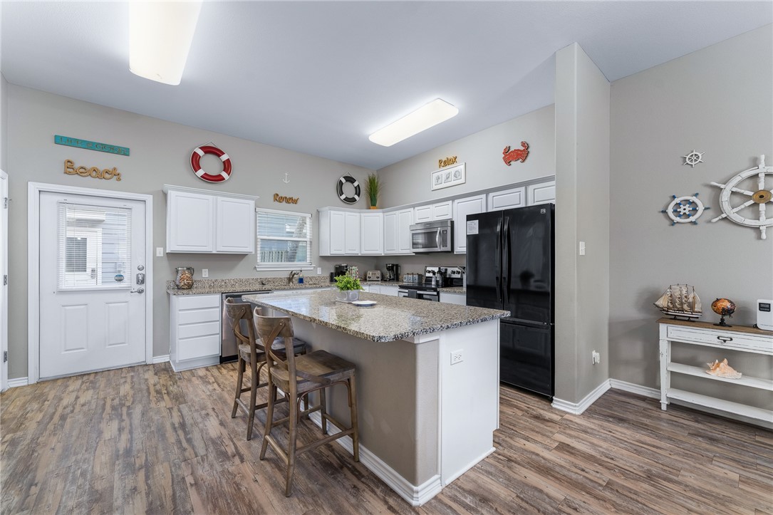 15208 Beach Way Dr Property Photo 12