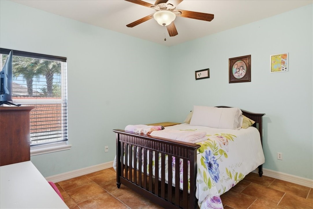 6914 Sir Moses Property Photo 24