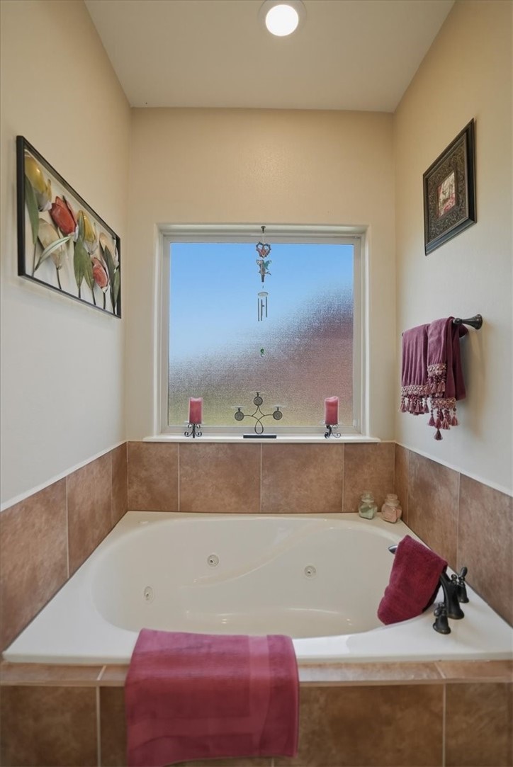 6914 Sir Moses Property Photo 28
