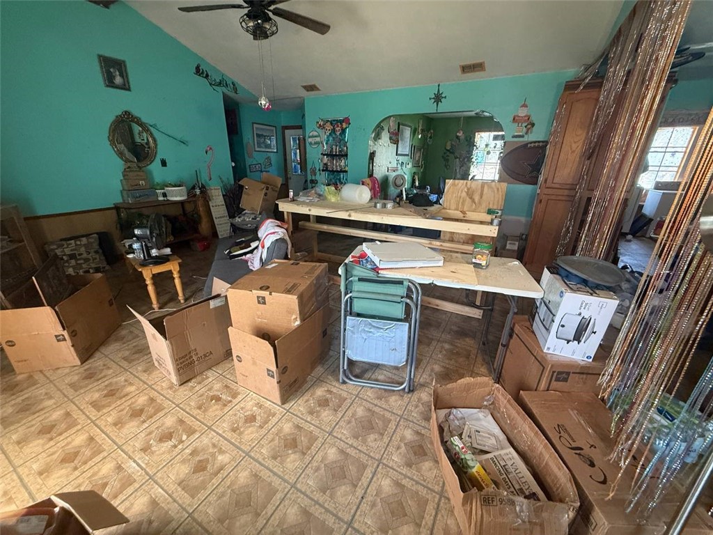 21310 Fm 508 Property Photo 21