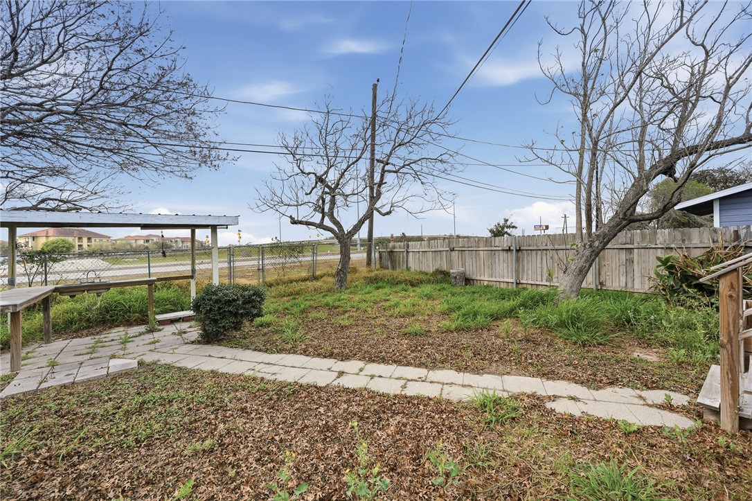 1006 Vernon Dr Property Photo 20
