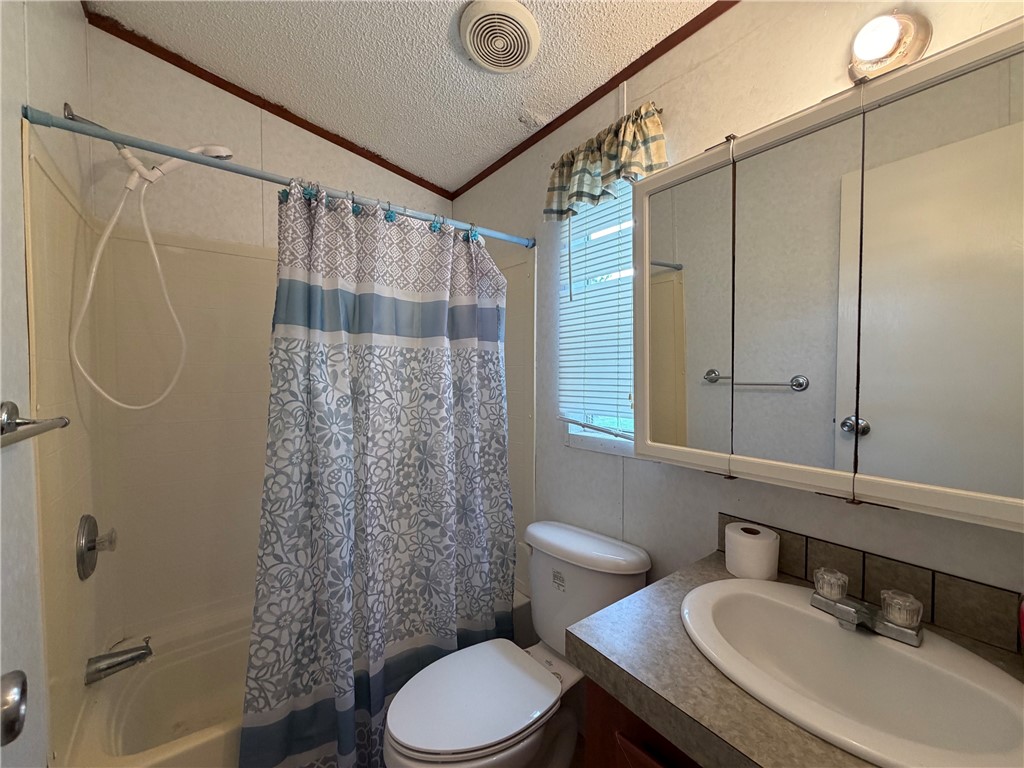 388 County Road 1341 Property Photo 8