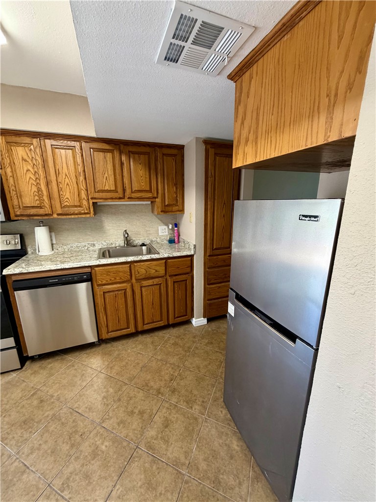 14873 Granada Dr 3 Property Photo 5