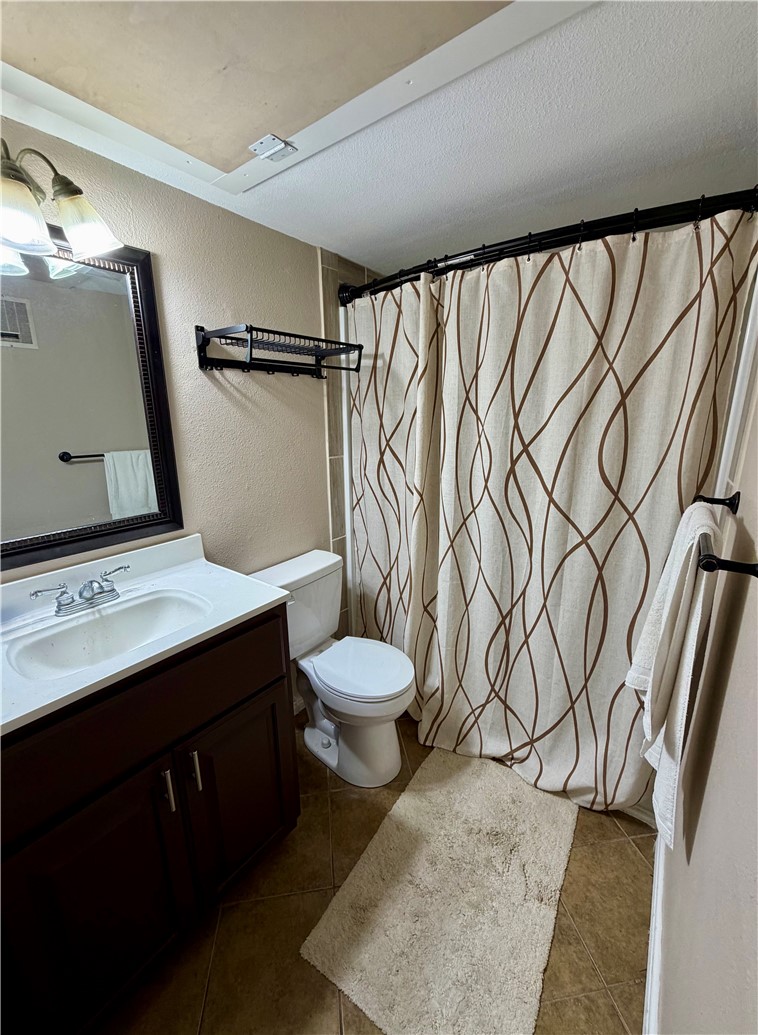 14873 Granada Dr 3 Property Photo 6