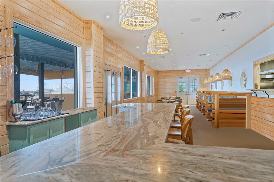 4242 Laguna Shores Property Photo 8