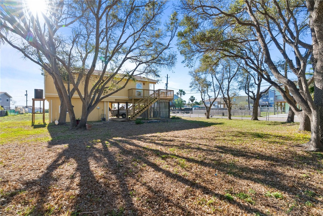 118 Las Palmas Dr Property Photo 30