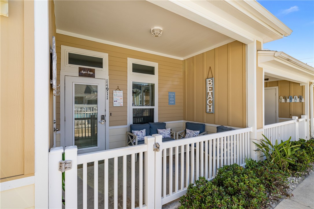 14911 Village Beach Dr Property Photo 1