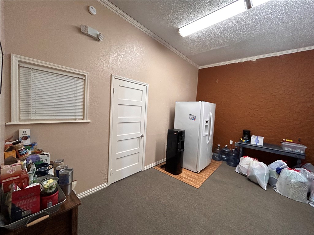 120 Green Ave Property Photo 5
