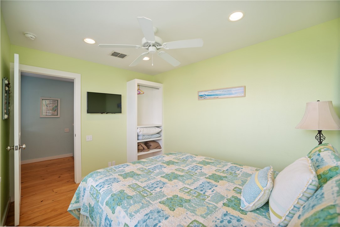 318 S Station St 8 Property Photo 22