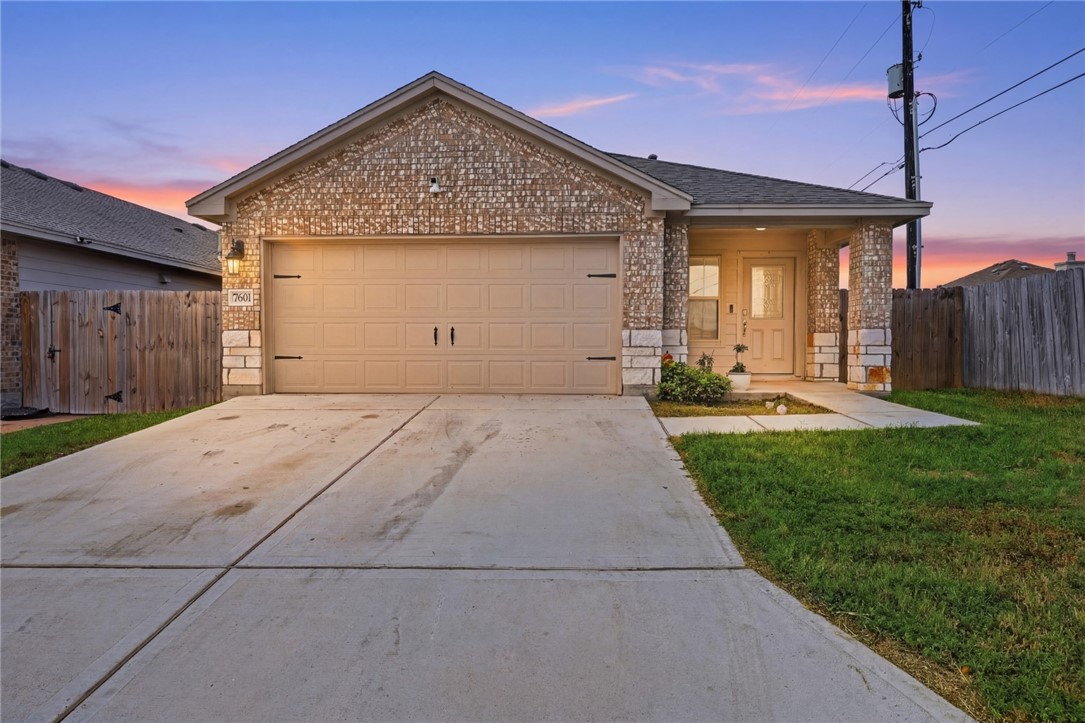 7601 Cowboy Trail Lane Property Photo