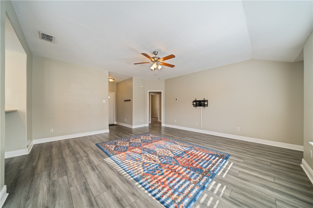 7802 Impala Dr Property Photo 3