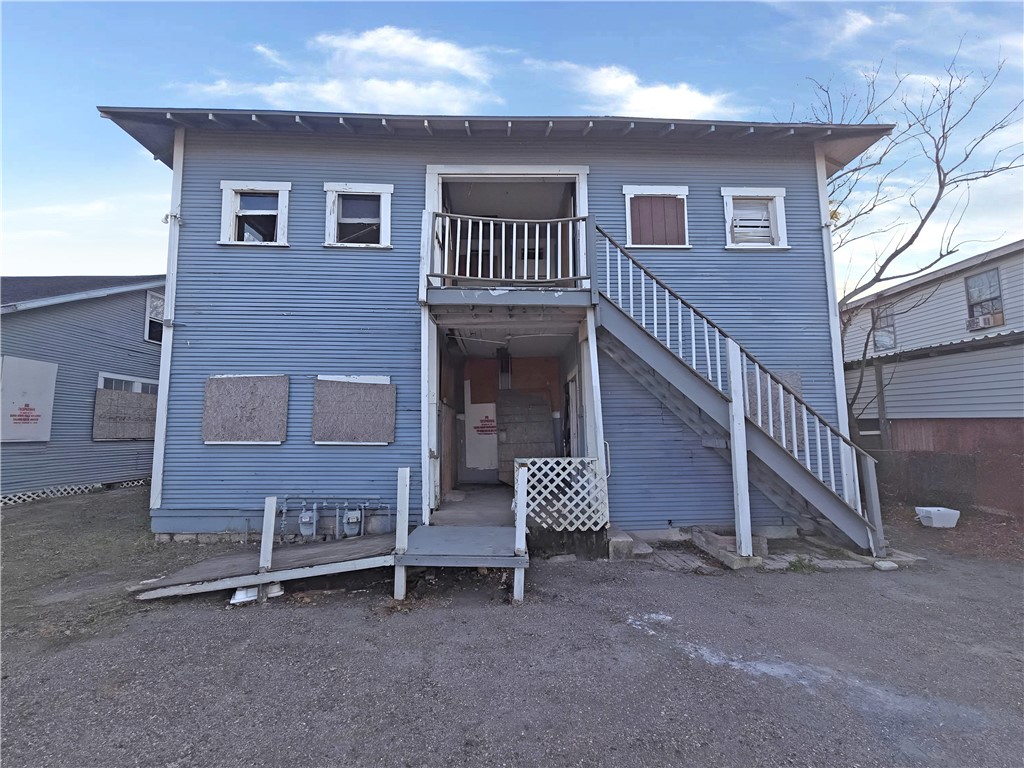 1000 Park Ave Property Photo 16