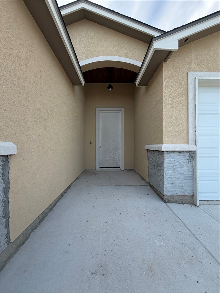 2409 Reyhans Way Dr Property Photo 2