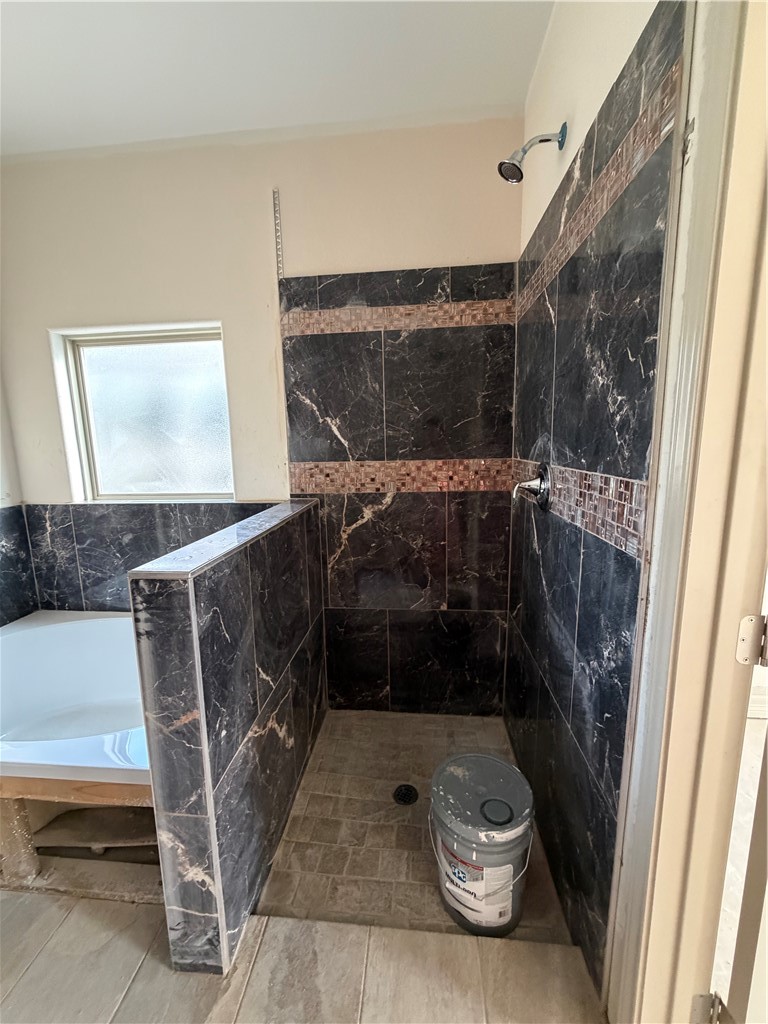 2409 Reyhans Way Dr Property Photo 12