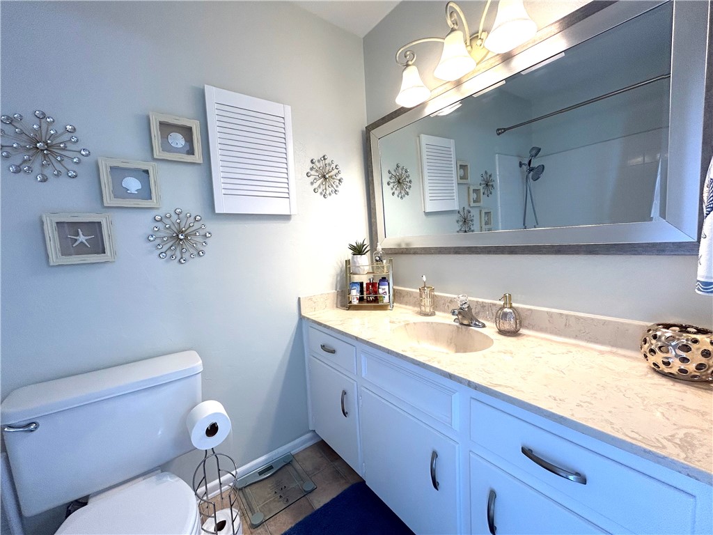 840 Cliff Dr 4 Property Photo 21