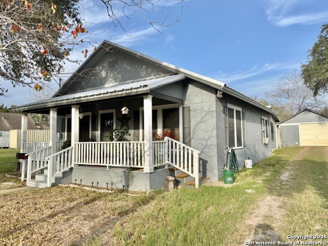 304 N Tyler St Property Photo 1