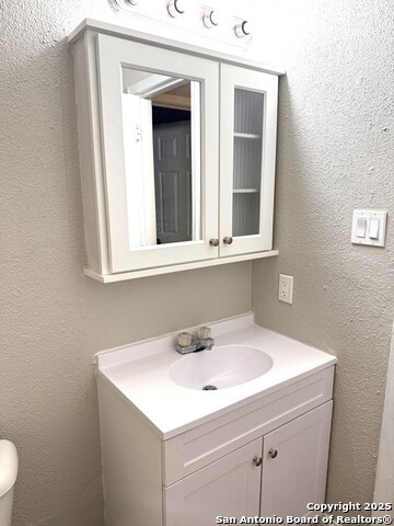 1212 Fairview Dr Property Photo 16