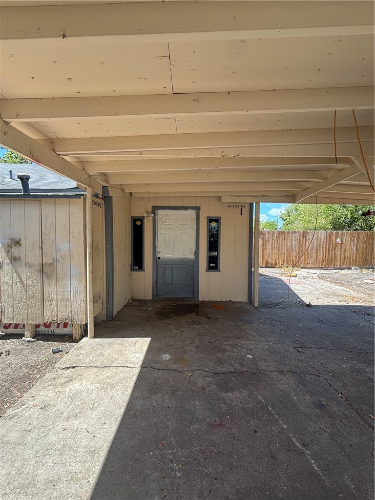 142 Fannin St Property Photo 6
