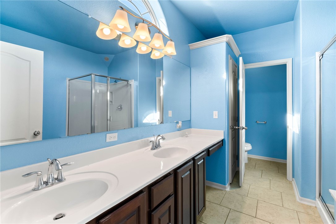 3033 Las Brisas St Property Photo 12