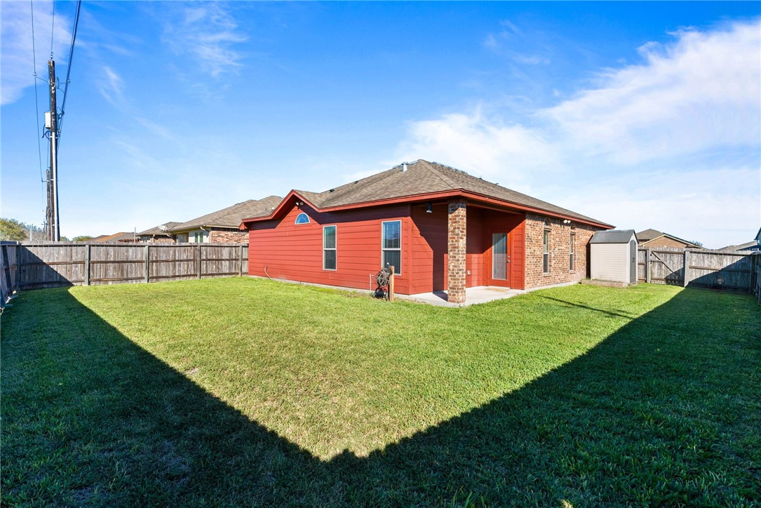 3033 Las Brisas St Property Photo 15