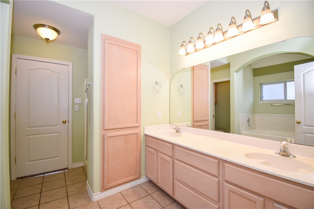 14942 Aquarius St Property Photo 22