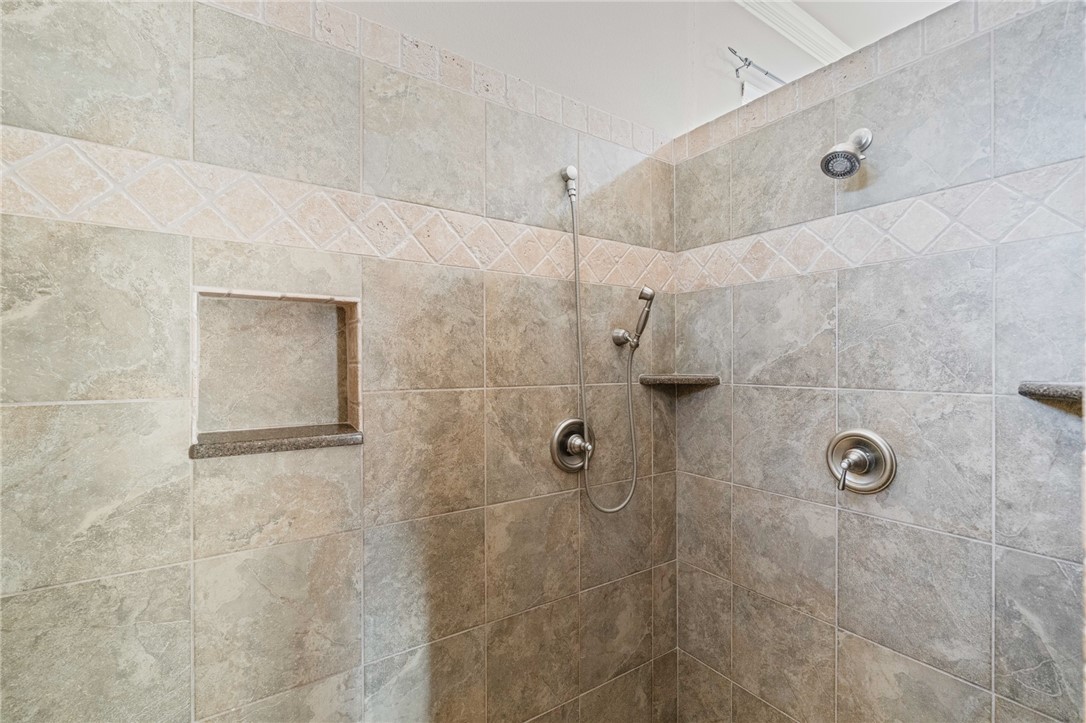 473307 Property Photo 17