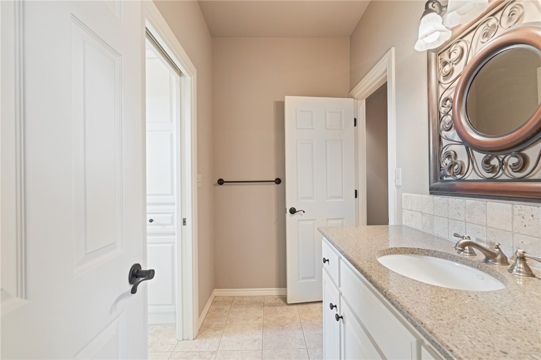 473307 Property Photo 27